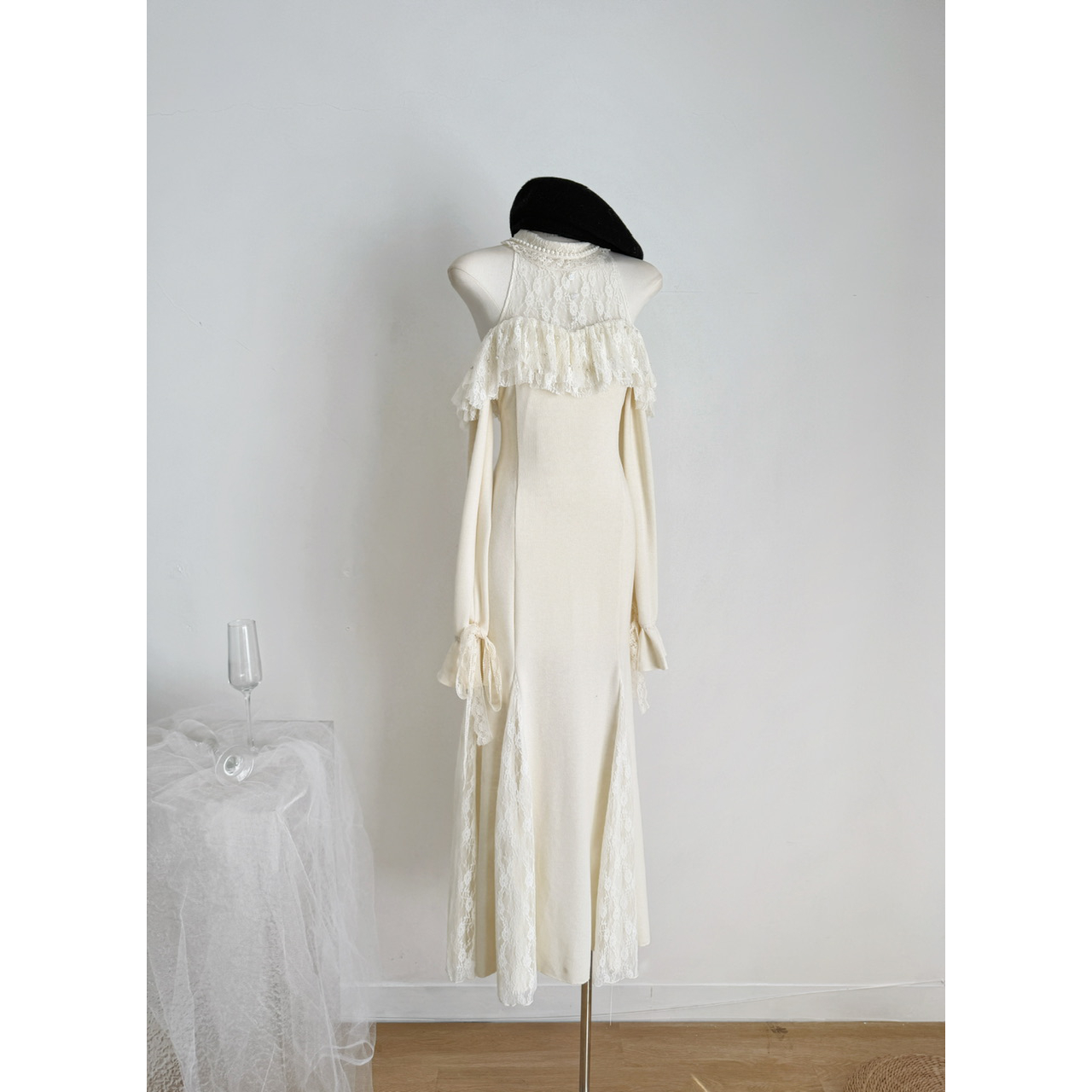 SISI JIANG“纱绘子小姐”法式气质时尚蕾丝花边收腰显瘦连衣裙