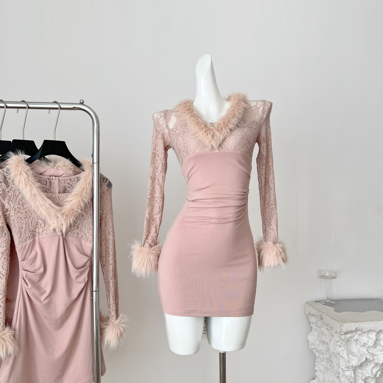 杜总家 娇艳欲滴*原创女人味优雅气质紧身包臀可拆毛领内搭连衣裙