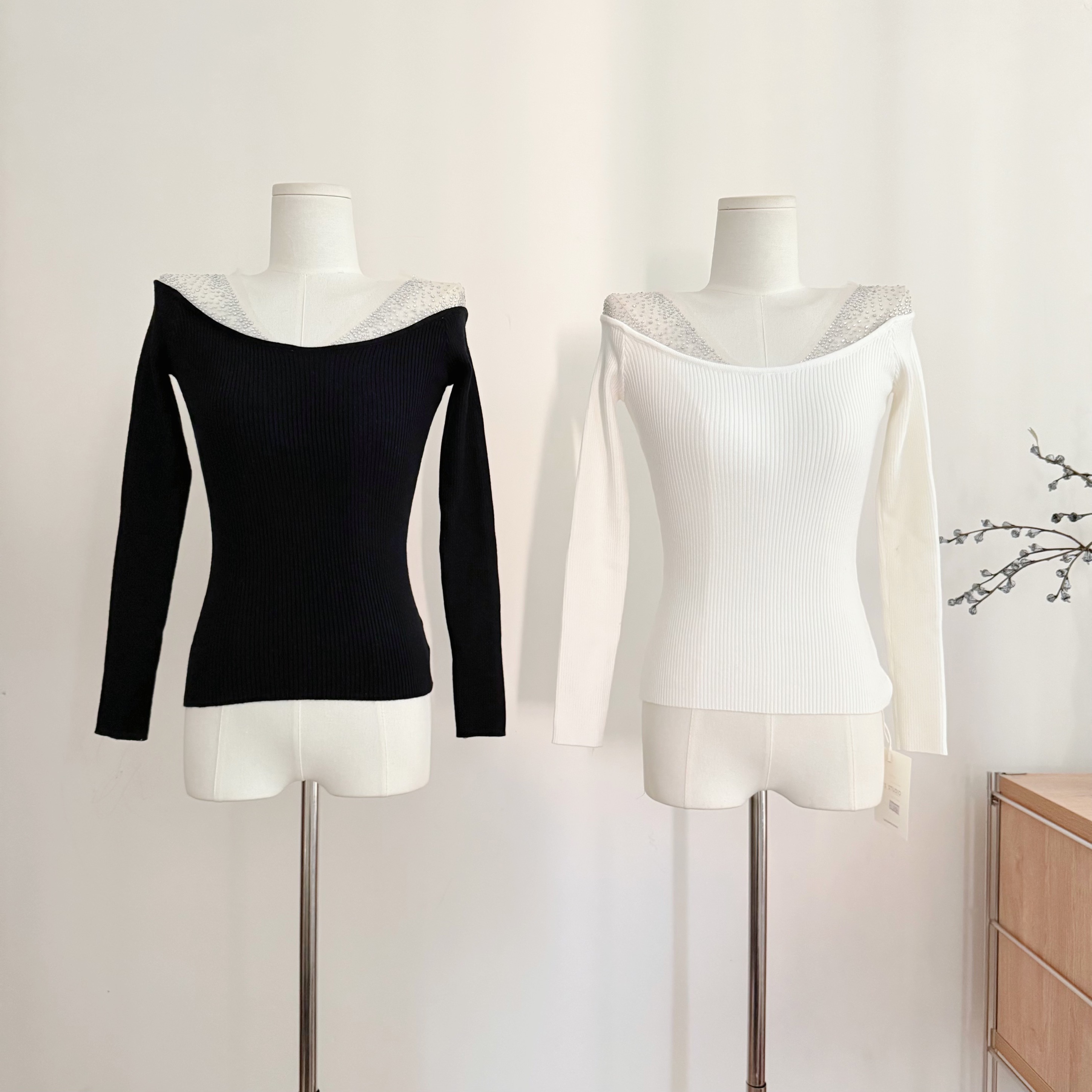 抖音粉红PINK丨“极光梦境”设计感绵羊毛重工烫钻气质上衣