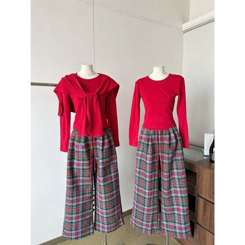 秋冬穿搭韩系红色披肩针织衫套头毛衣高腰休闲格纹裤阔腿裤套装女