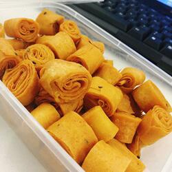 北京护国寺小吃店咯吱盒黄豆面无油咸香酥脆即食绿豆面