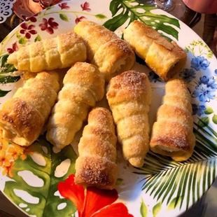 北京中关村茶点铺奶油卷动物奶油卷北京传统糕点心零食淡奶油