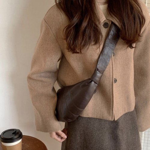 韩国小众设计棕色牛角包博主同款