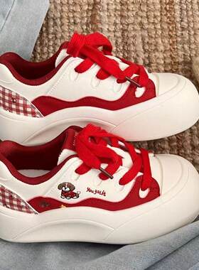 新年超火红色板鞋女款2026新款春季鞋子厚底面包鞋运动休闲小白鞋