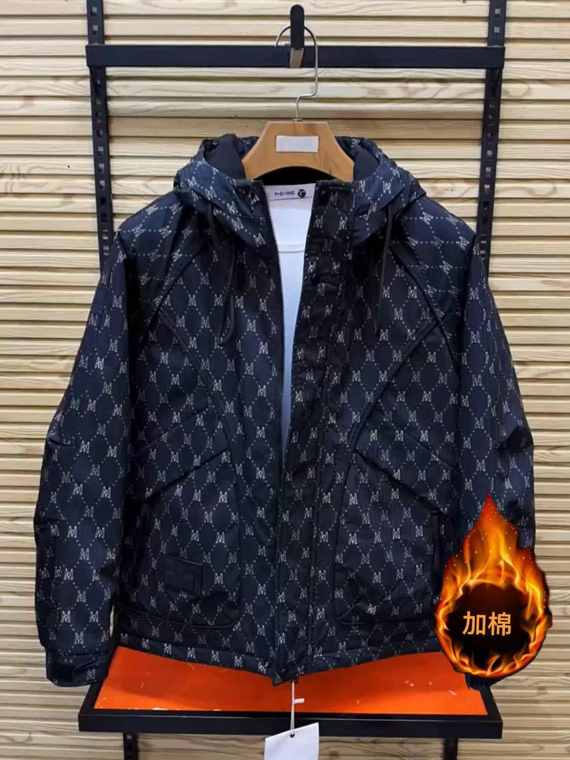 冬季男士连帽棉服2026新款时尚潮流个性印花百搭休闲保暖棉衣外套