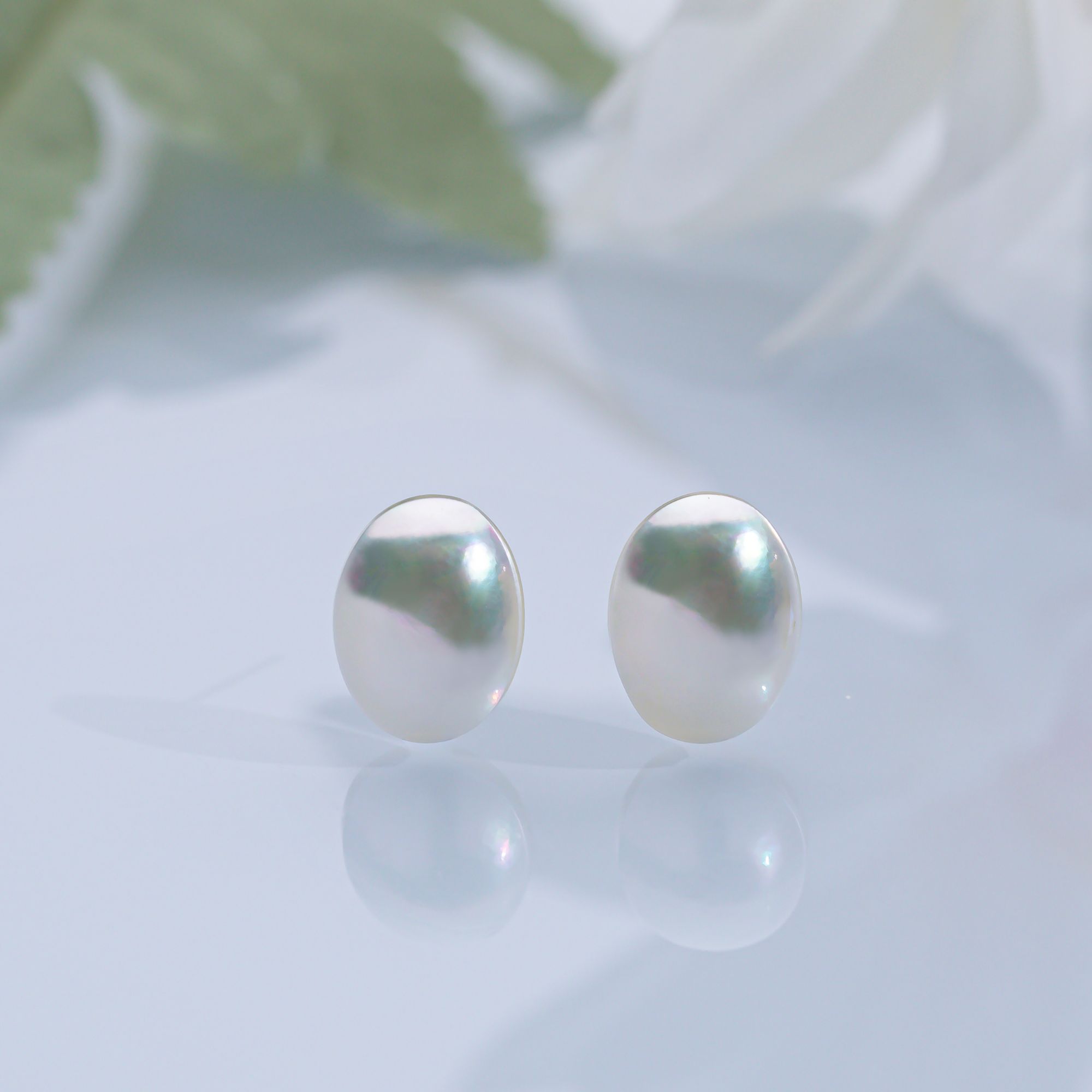 “小蛋蛋”海水马贝耳钉素钉 9-12mm 18k金  2365H00DY