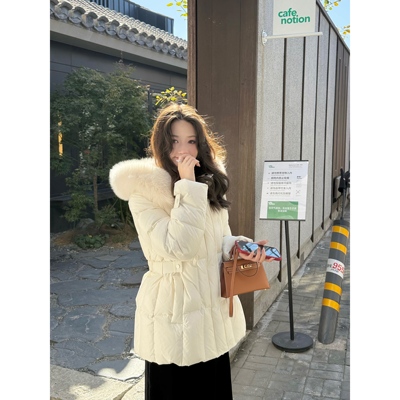 张羞羞冬令时/90白鸭绒羽绒服