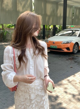 张羞羞 四月槐香/天丝醋酸法式通勤蕾丝花边长袖法式通勤防晒衬衫