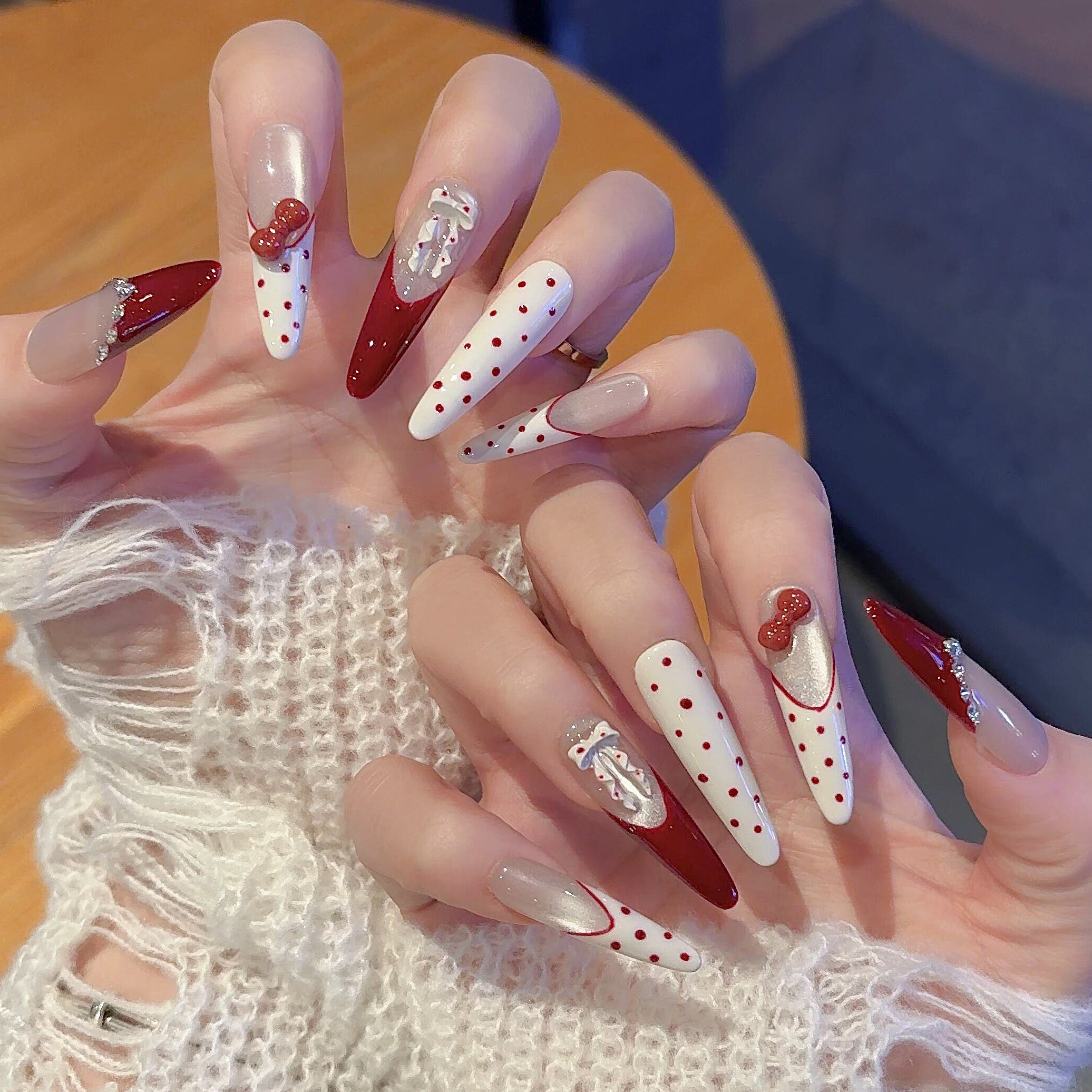 浪妞草莓奶油卷miu系芭蕾风酒红白法波点蝴蝶结甜欲手工穿戴甲片,彩妆/香水/美妆工具,穿戴甲/甲片,淘宝优惠券,粉丝福利购,淘宝优惠卷