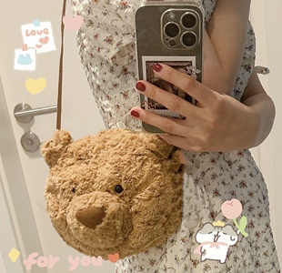 2023巴塞罗熊包包可爱卡通熊头毛绒包毛毛玩偶娃娃背包女生斜挎包