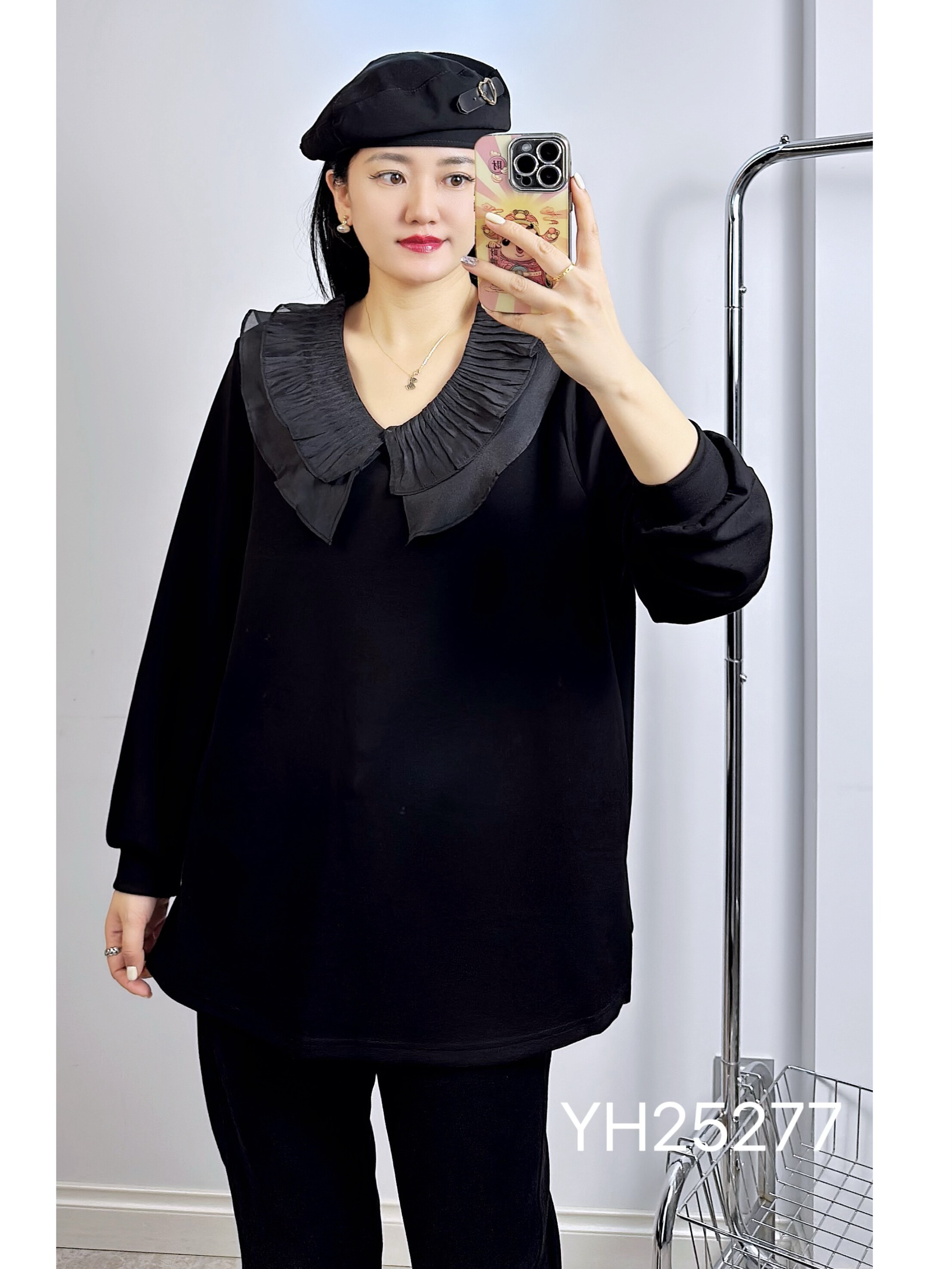 香港芸卉25277秋冬加大码卫衣女 法式荷叶边拼接减龄衫