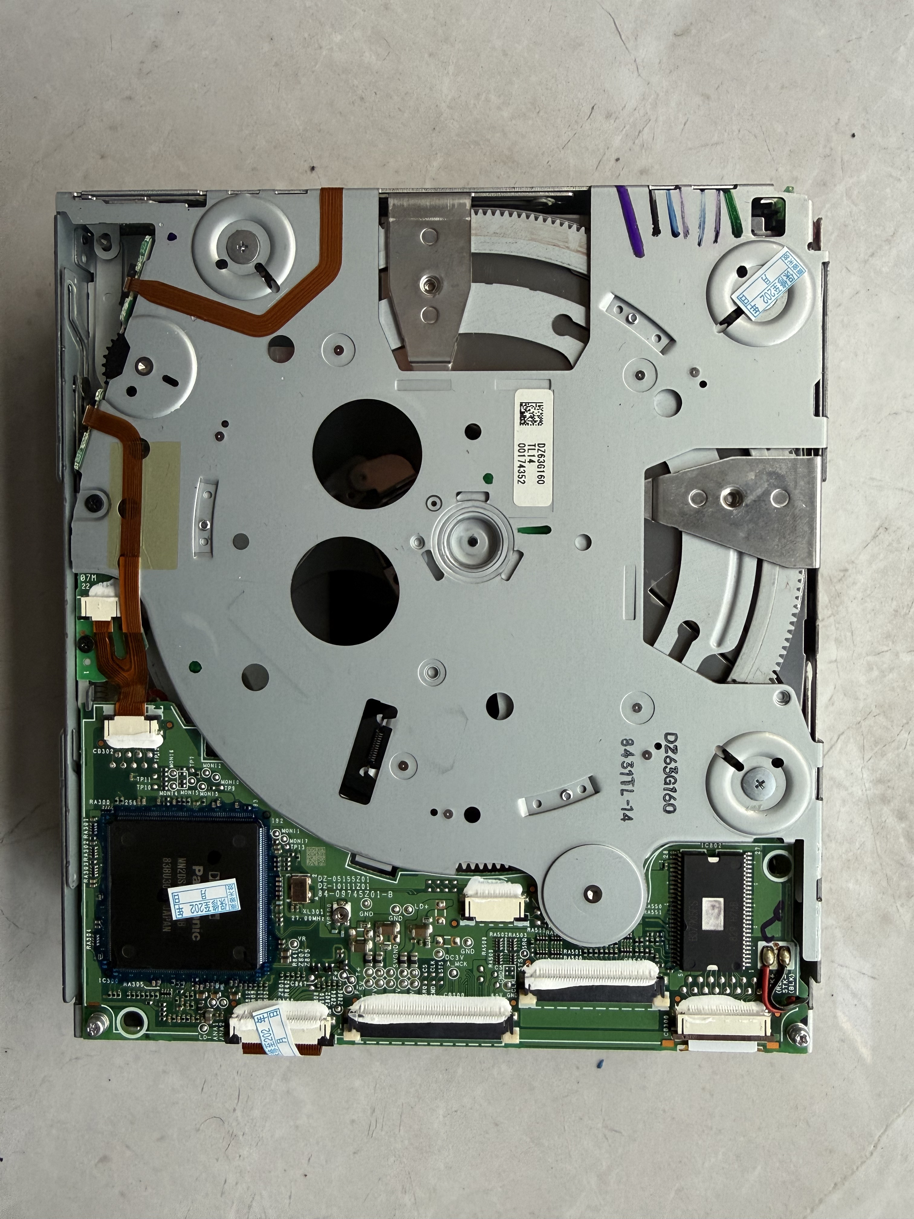 适用于六碟DVD机芯SLK350 280 ML350 500 B200阿尔派前置拆6碟DVD