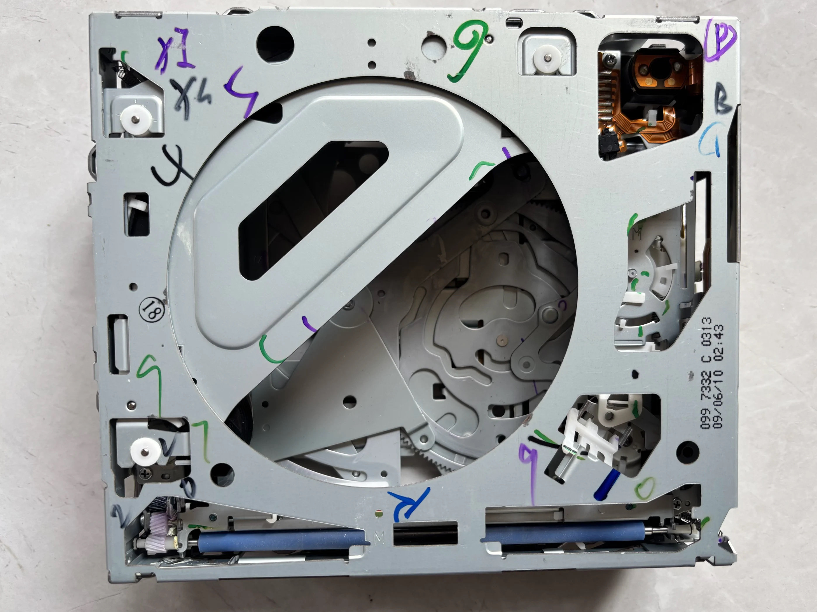 别克林荫大道君越导航版奥迪TT老a4先锋6碟cd机芯原装原厂6碟CD机