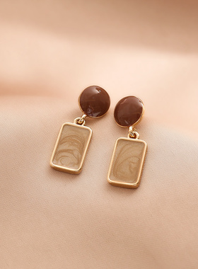 Loga.Py几何方形撞色耳钉女2024新款洋气复古耳环高级感气质耳饰