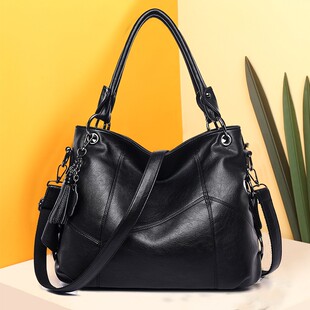 香港软皮妈妈包中年女包新款简约斜挎包大容量手提包女士单肩包包