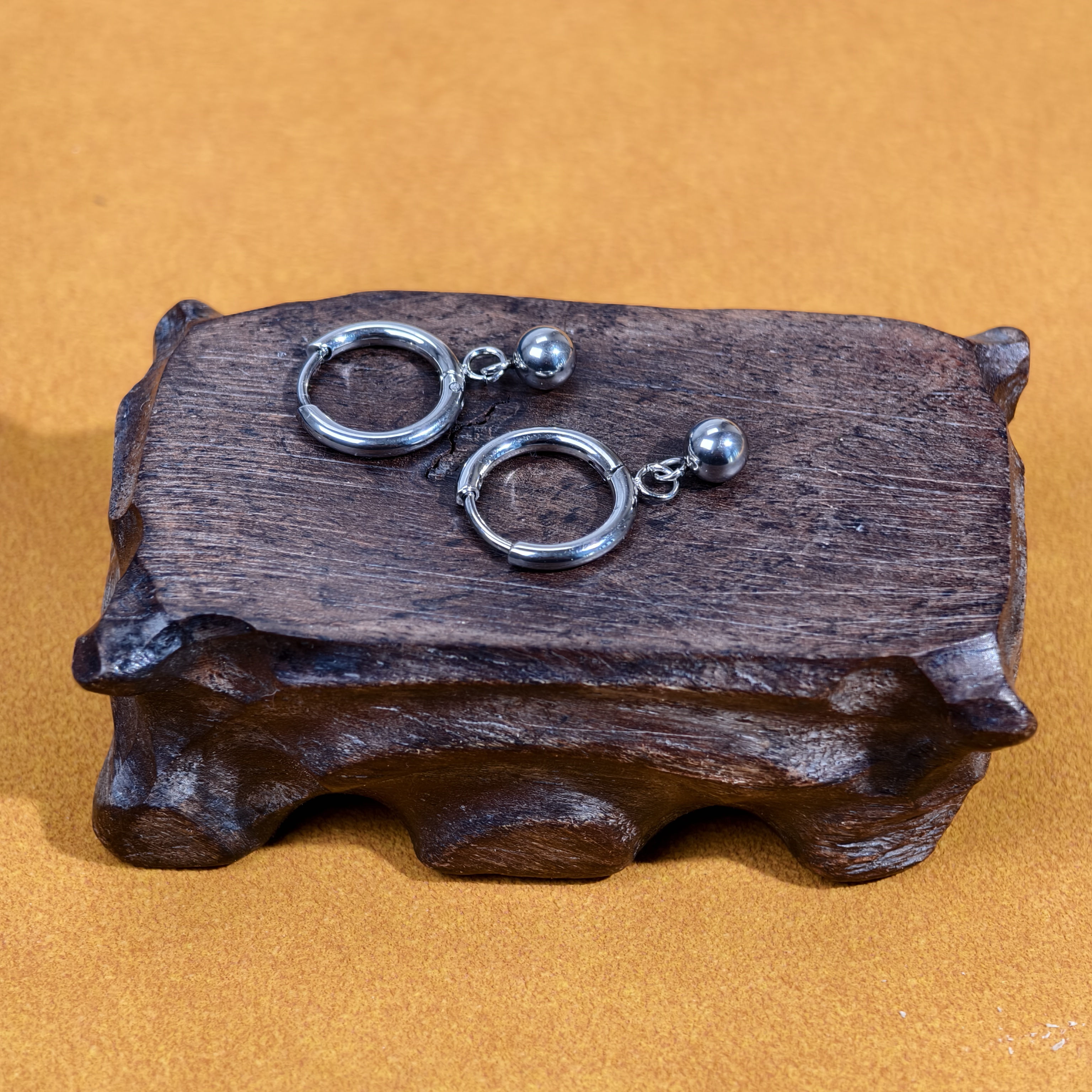 康巴草原首饰尼泊尔藏式耳环钛钢耳圈耳坠耳饰西藏旅行穿搭耳饰男