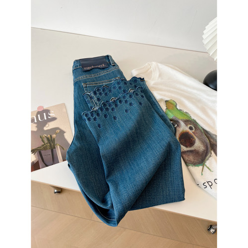 复古小众刺绣高腰牛仔裤女修身秋