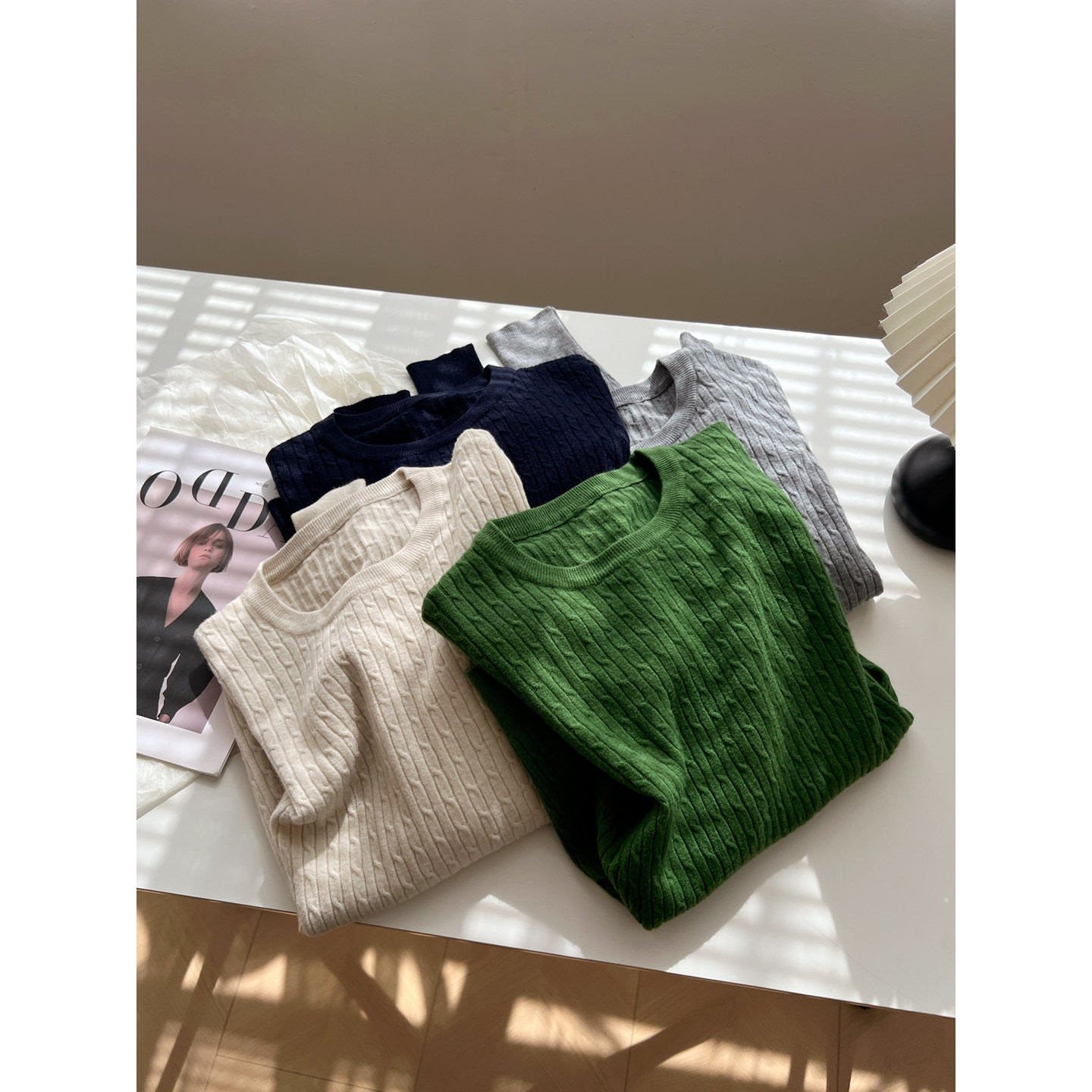 百搭基础复古小麻花套头毛衣女修身显瘦内搭针织衫上衣秋冬新款潮