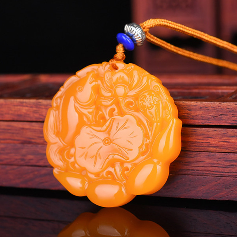 和田玉鱼挂件吊坠黄龙玉年年有余玉挂件玉牌荷叶锦鲤鱼项链黄玉石