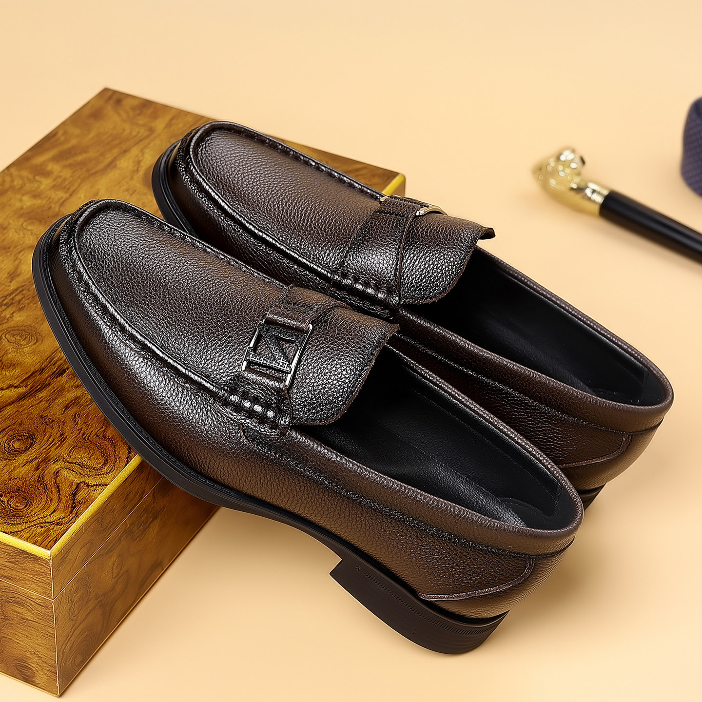 安能玛头层牛皮豆豆鞋男春季2026新款软面休闲真皮一脚蹬懒人皮鞋,流行男鞋,乐福鞋（豆豆鞋）,淘宝优惠券,粉丝福利购,淘宝优惠卷