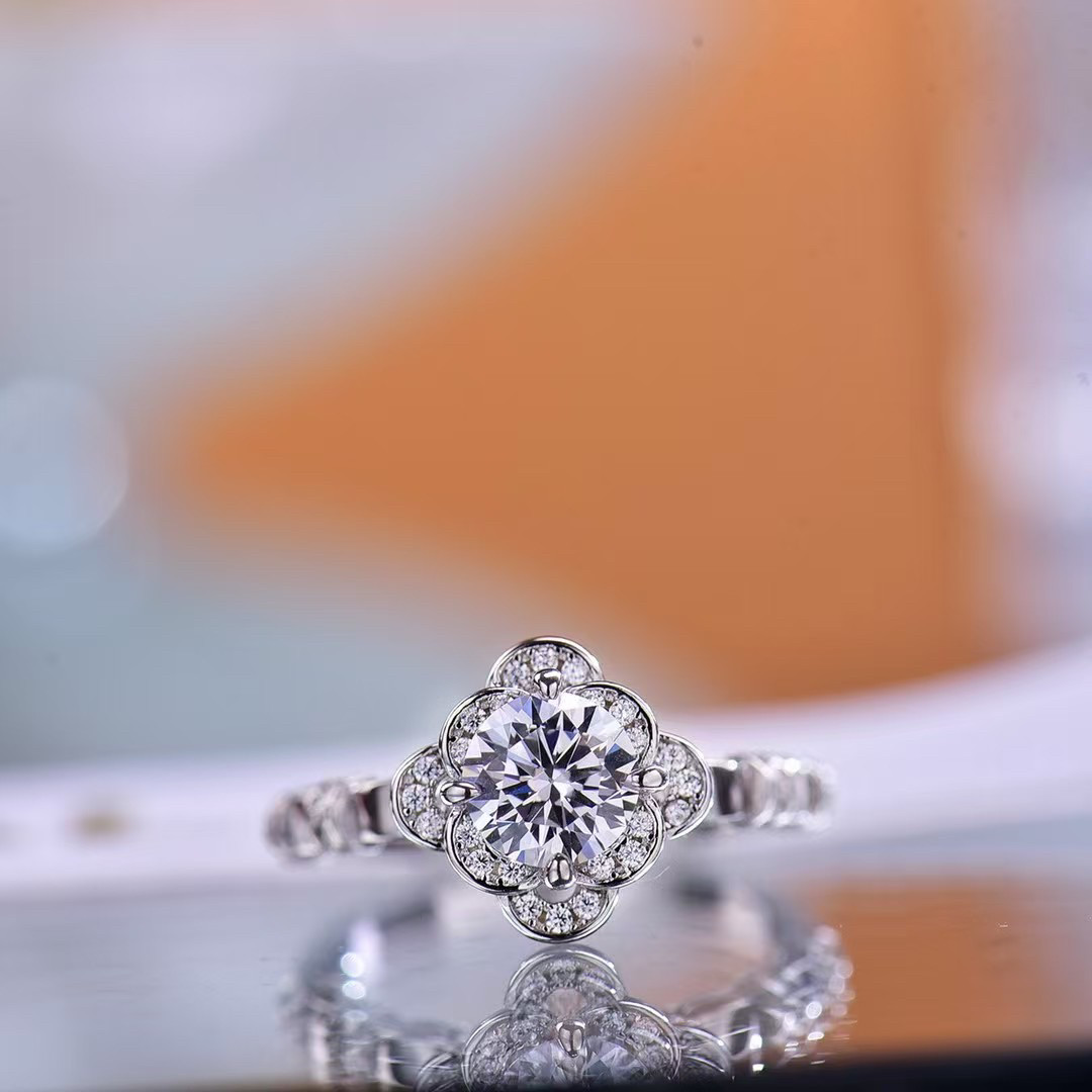 铂金四爪结婚钻戒莫桑石小众