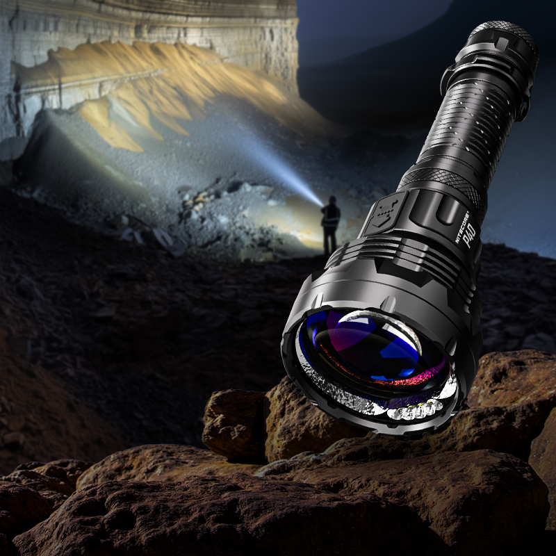 奈特科尔P40双光源远射手电筒