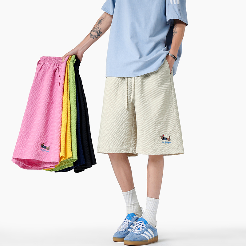 潮牌多巴胺泡泡纱刺绣腊肠狗男大码五分短裤沙滩裤跑步训练篮球裤