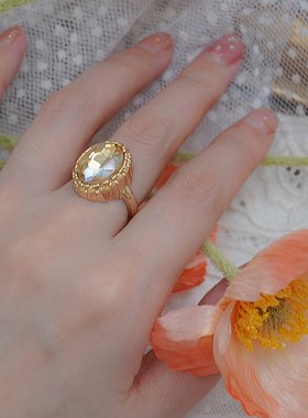 F.I / 德鲁纳酒店/复古 vintage 香槟色 玻璃宝石 戒指指环