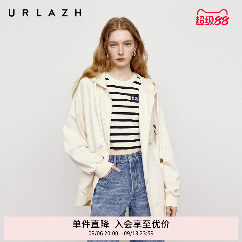 URLAZH有兰秋季新款元气减龄风插肩袖玩偶装饰运动连帽卫衣外套女