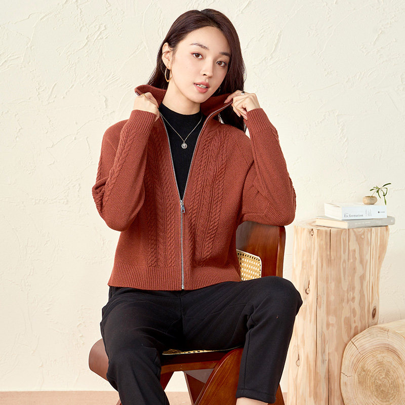春竹25秋冬新款羊毛开衫针织外套女宽松拉链翻领提花加厚毛衣外套