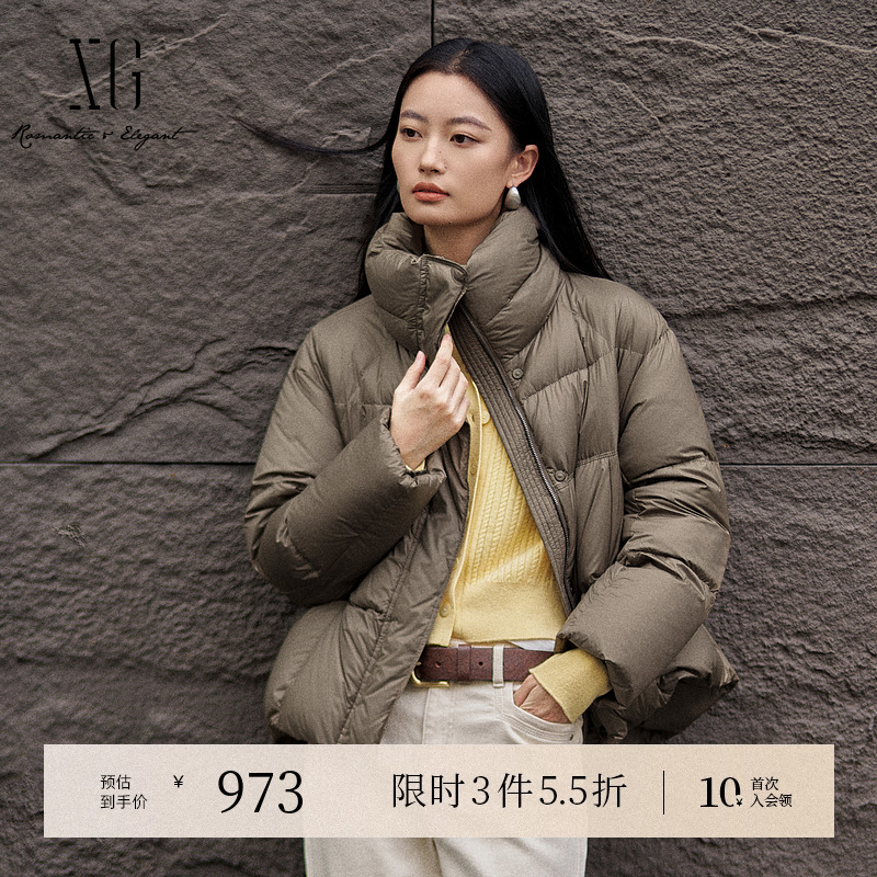 XG雪歌军绿色短款鹅绒羽绒服2025冬季新款厚款长袖面包服外套女装