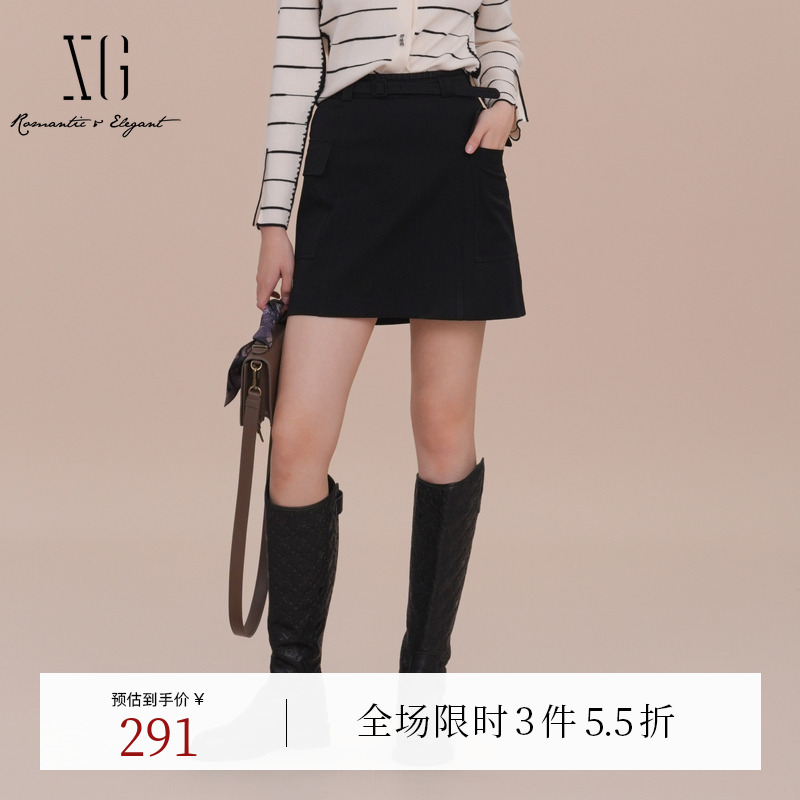 XG雪歌黑色腰带搭配半身裙2025春季新款通勤简约高腰A字短裙女装