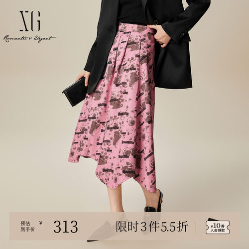 XG雪歌通勤简约不规则半身裙时尚春季新款满印字母印花碎花中长裙