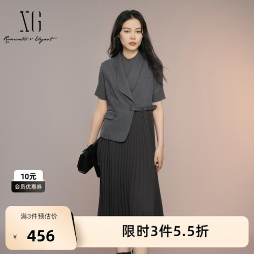 XG雪歌拼接设计假两件连衣裙2025秋季新款深灰色通勤高腰百褶裙女