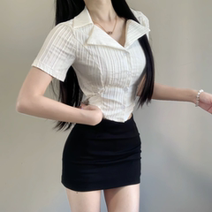 iqcq气球熊纯欲白色短袖条纹衬衫背后绑带短款上衣黑色包臀裙套装