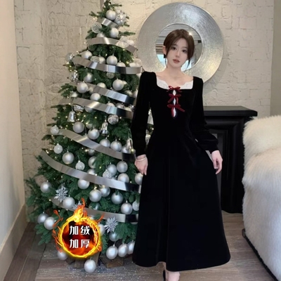 蕾丝连衣裙女冬季加绒小黑裙