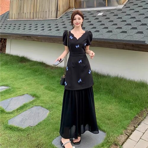 v领蝴蝶连衣裙女夏季拼接假两件