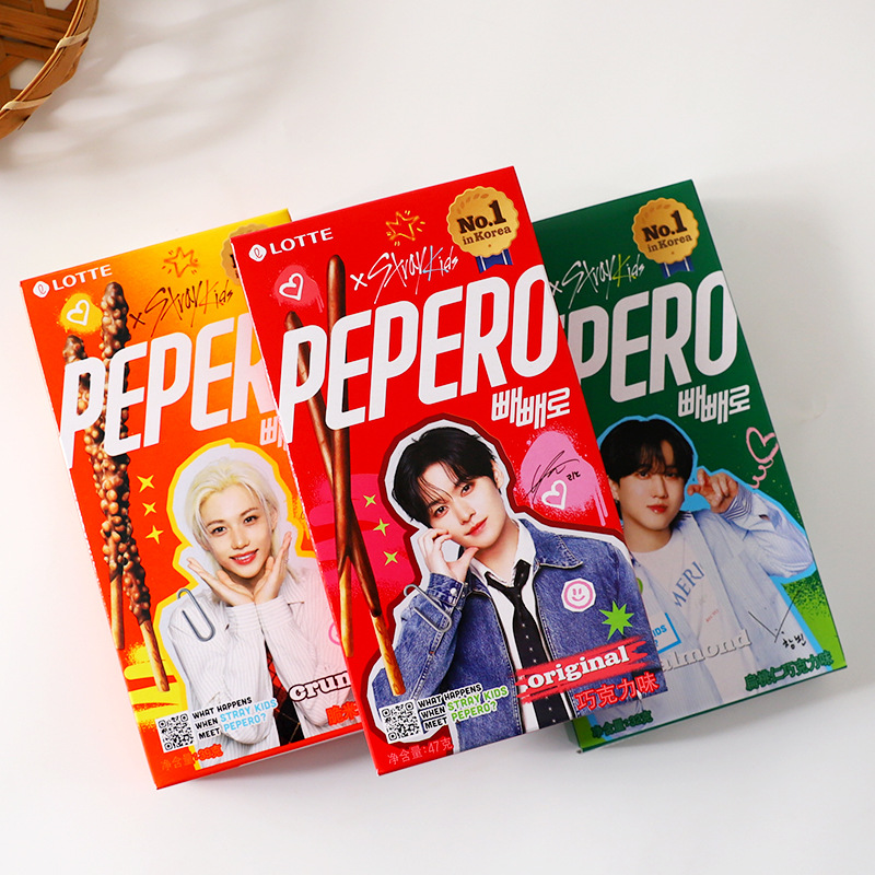 韩国进口乐天 pepero派派乐巧克力涂层夹心装饰饼干休闲零食小吃