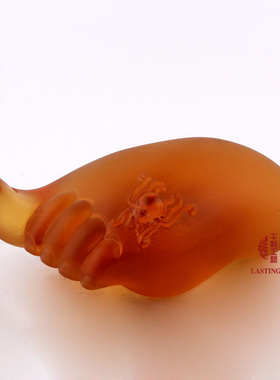 六合春琉璃知足常乐刻字祝福摆件