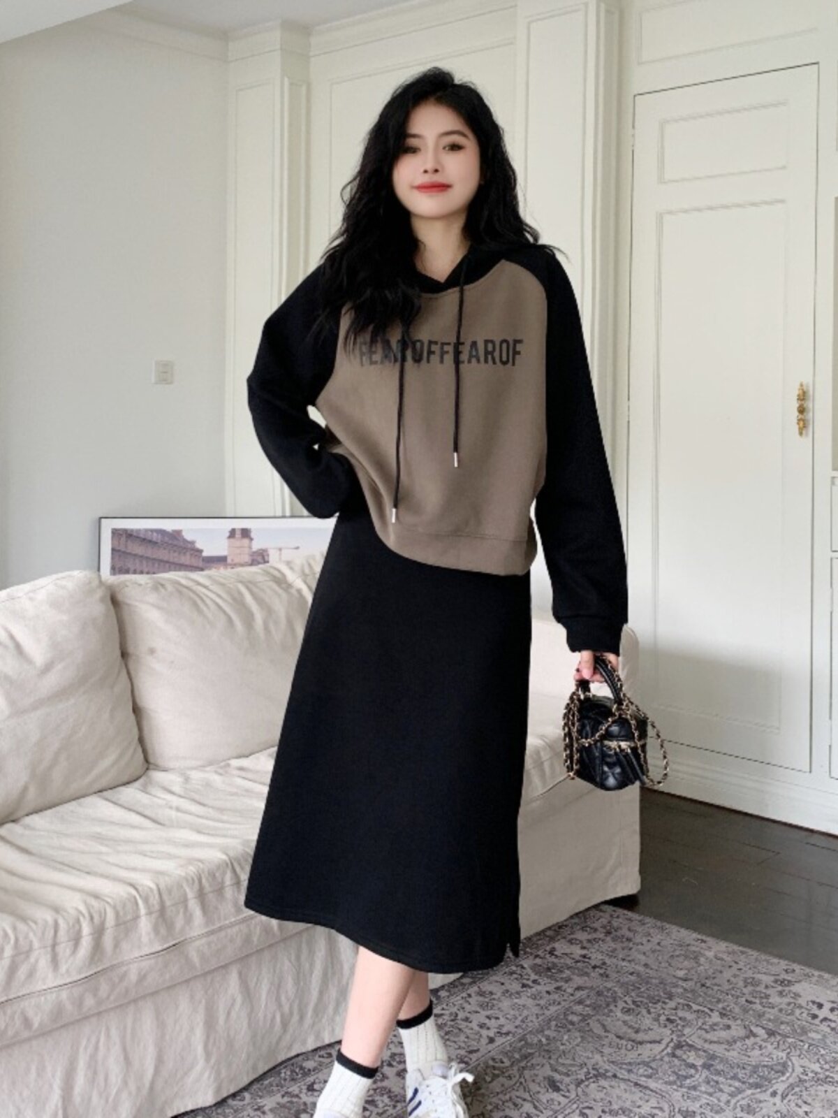 대비 색상 후드 레터 스웨트 셔츠와 스커트 2 피스 세트 플러스 사이즈 뚱뚱한 소녀 캐주얼 스타일 느슨한 배를 덮는 슬리밍 슈트