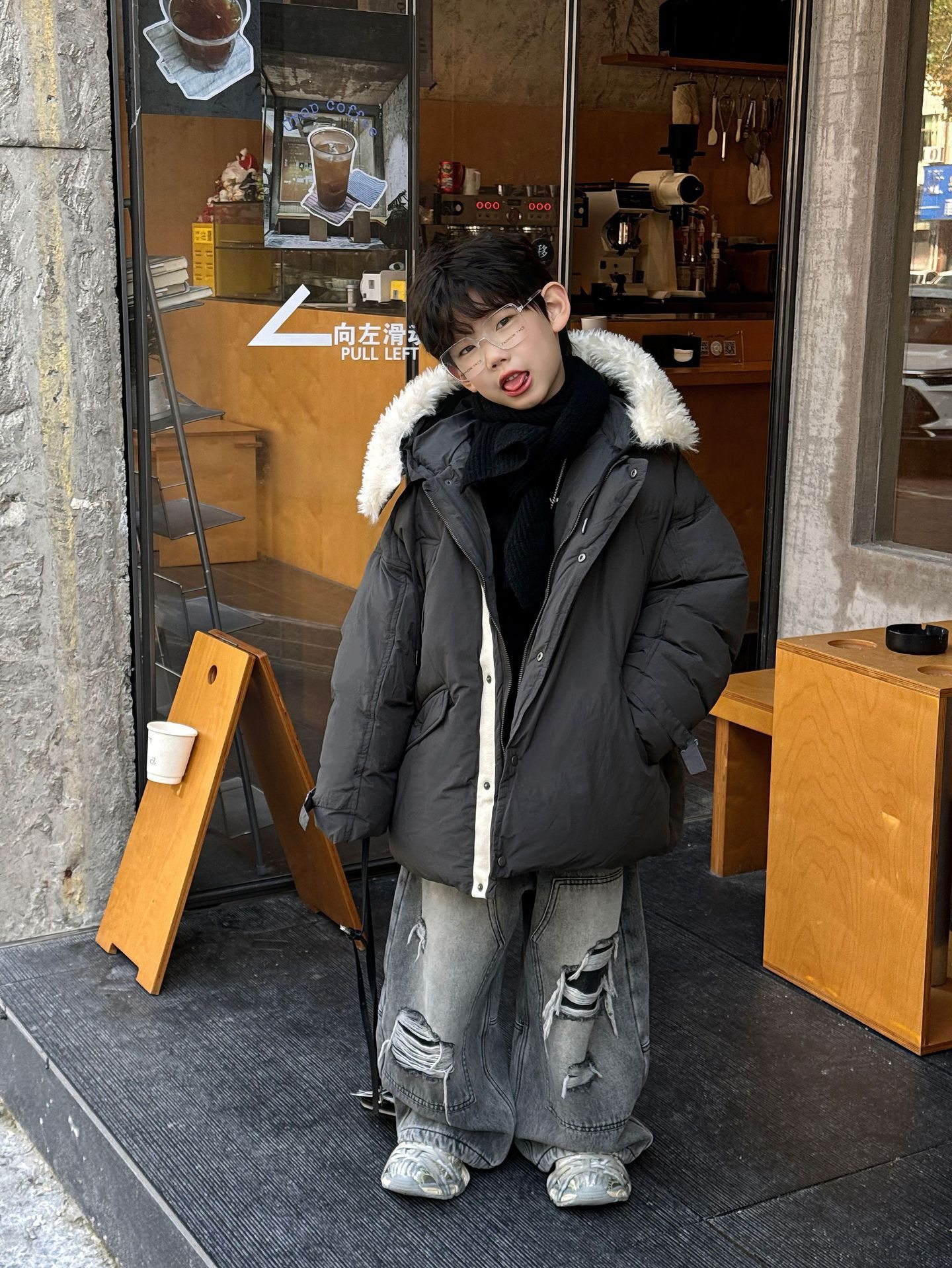 晨晨2025冬季新品儿童韩版大毛领棉服外套男童洋气保暖派克服潮