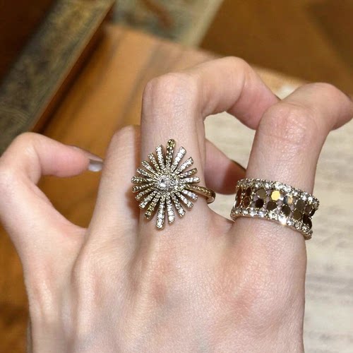 中古vintage琥珀四叶花戒指女小众设计老钱风指环叠戴重工食指戒