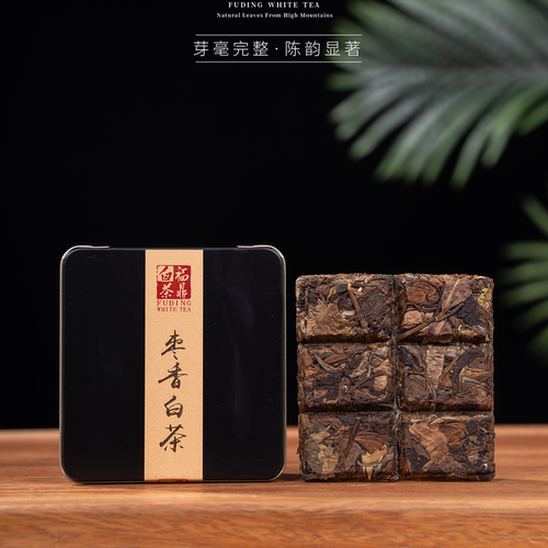 正宗福鼎白茶老白茶茶叶 2015年枣香寿眉小方片饼干茶180克礼盒装
