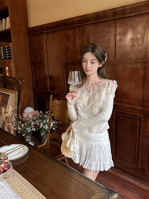 LXLILIUM【夏日香榭丽】30羊毛重工拼接网纱一字领仙女上衣女