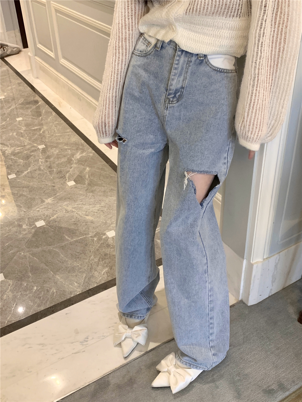 ins风超显瘦破洞牛仔长裤