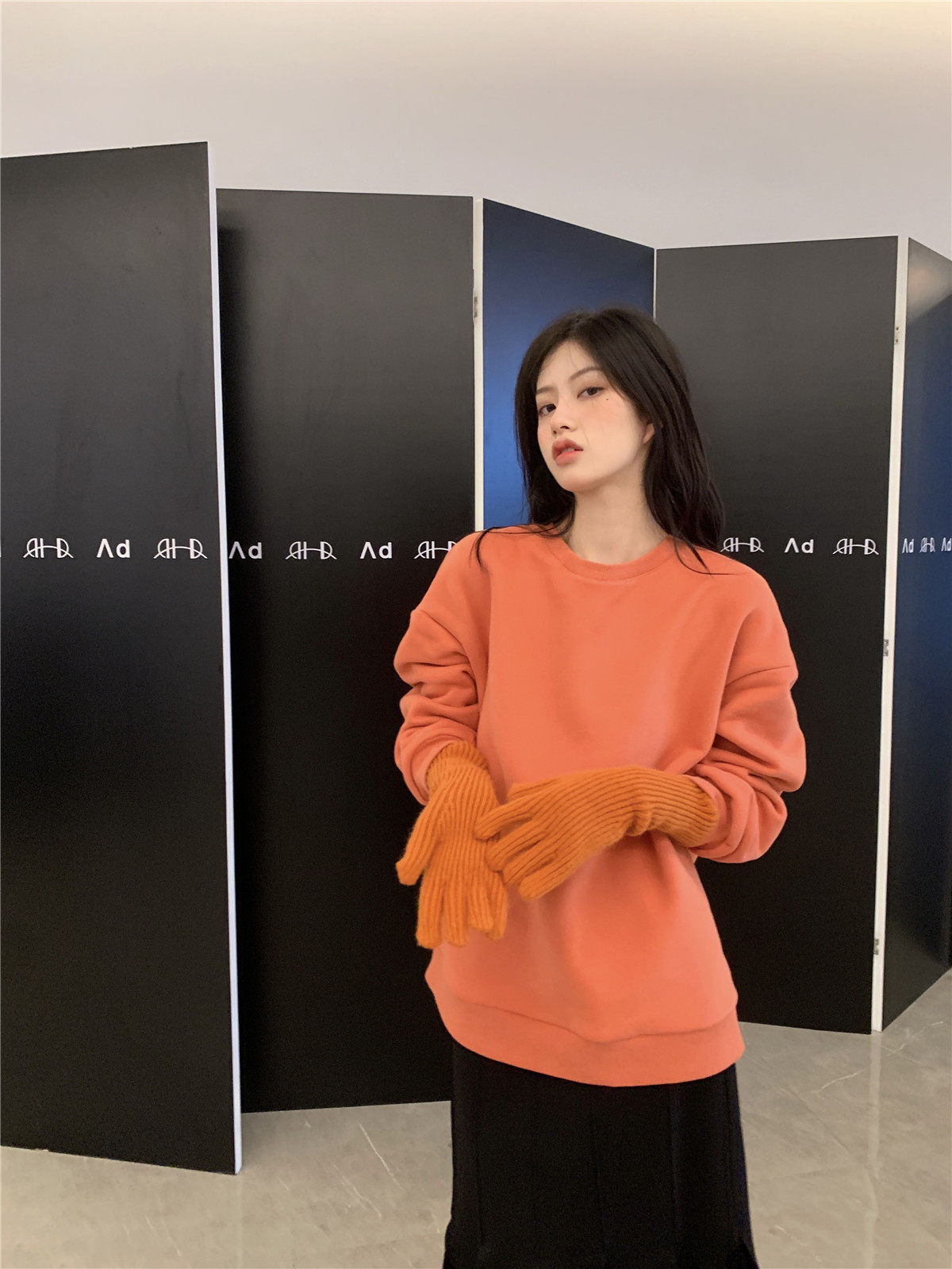 LXLILIUM 高级雾面橘澳毛绒圆领加厚保暖卫衣 11/11 AM00:00