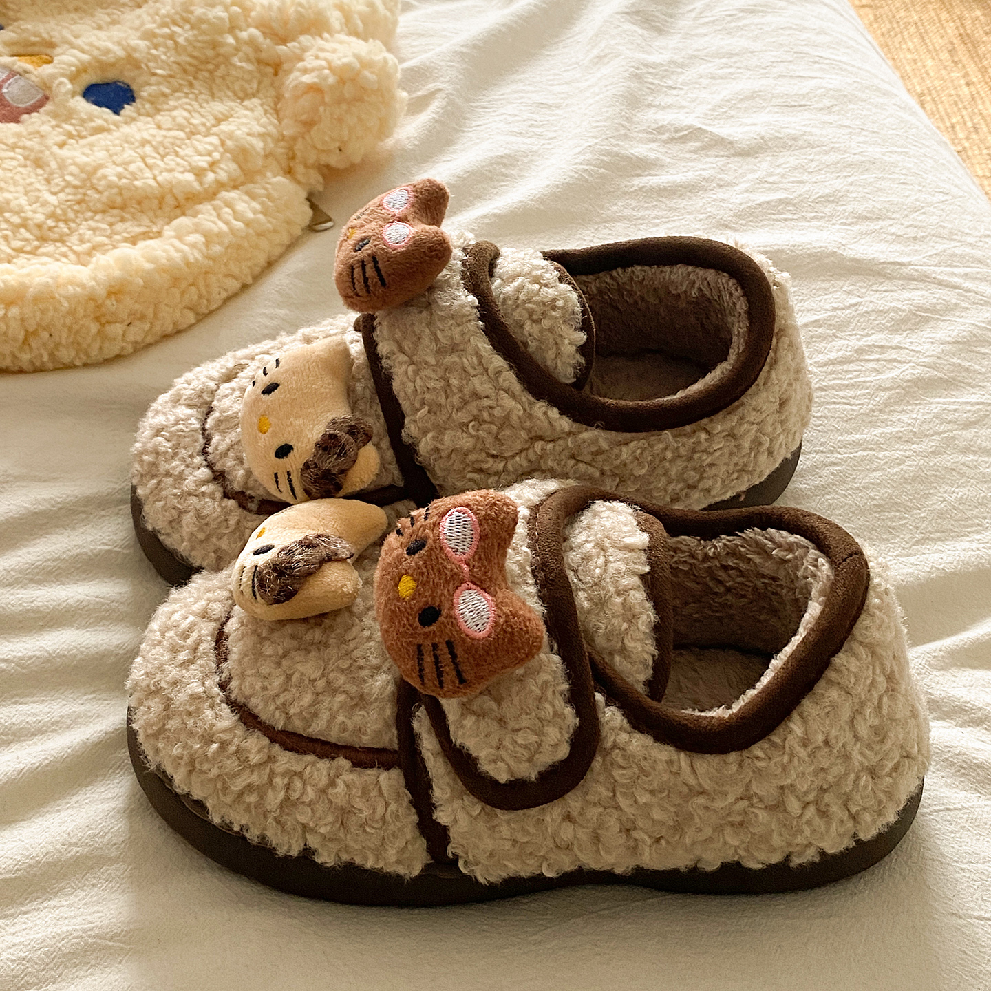 棉拖鞋女款冬季厚底防滑加绒保暖室内外穿可爱猫咪魔术贴包跟棉鞋