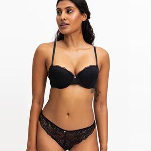 外贸原单欧美蕾丝薄款大胸显小文胸女性感上托透气聚拢收副乳内衣