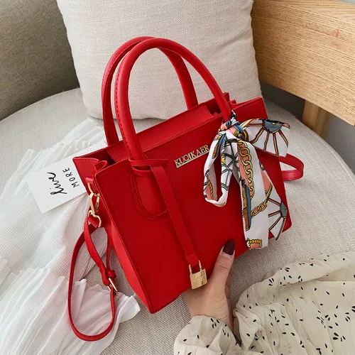 Красная вместительная и большая сумка через плечо для невесты, коллекция 2022, в западном стиле