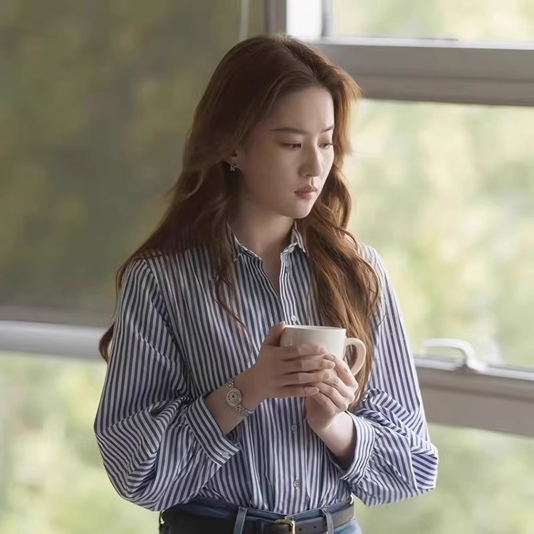 玫瑰的故事刘亦菲黄亦玫同款蓝白条纹衬衫宽松打底衬衣长袖上衣潮